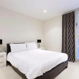 Apartment Serviced, London